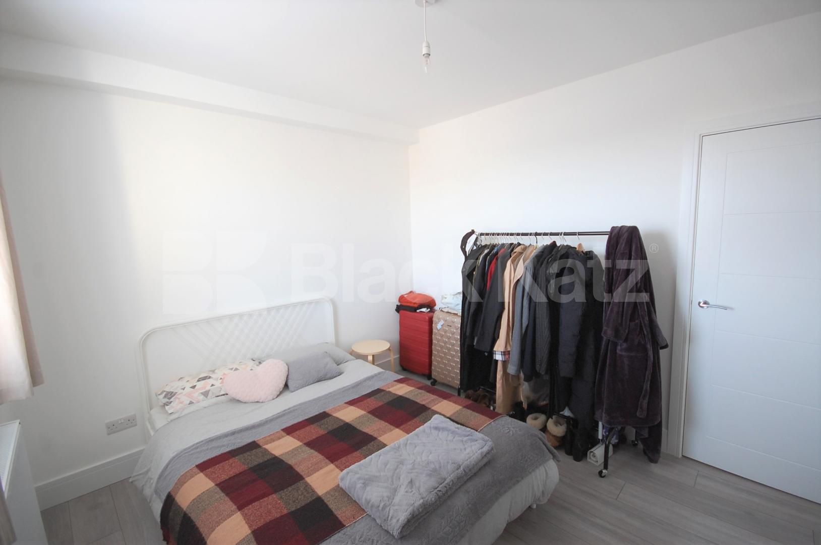 			NEW INSTRUCTION!, 1 Bedroom, 1 bath, 1 reception Apartment			 Ferme Park Road N4, FINSBURY PARK